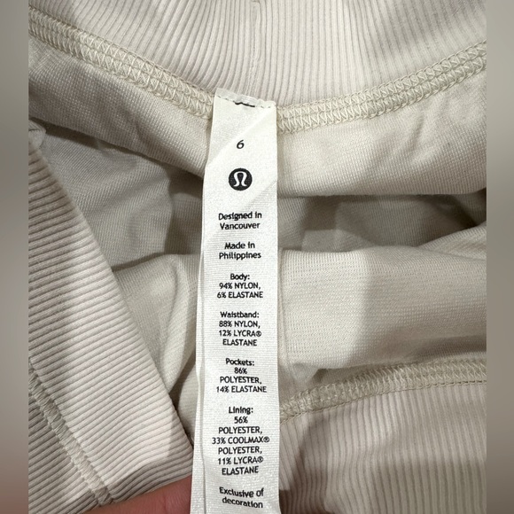 Lululemon Mid Rise Lined Dance Studio Jogger sz 6 - Picture 3 of 5
